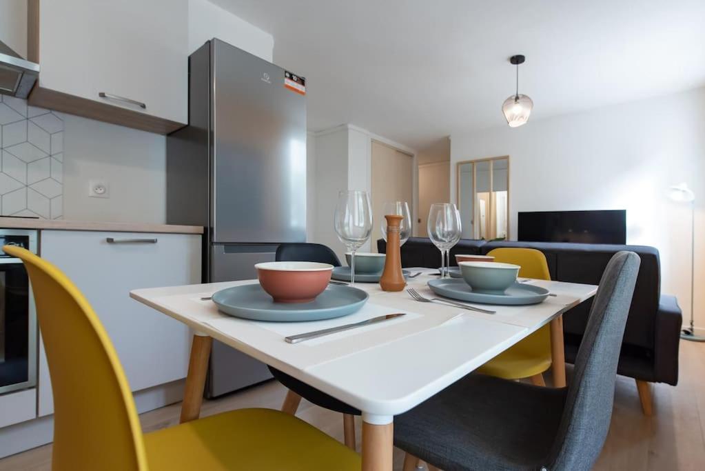 Appartement Renove Pour 6 Avec Parking Villeurbanne Exterior photo
